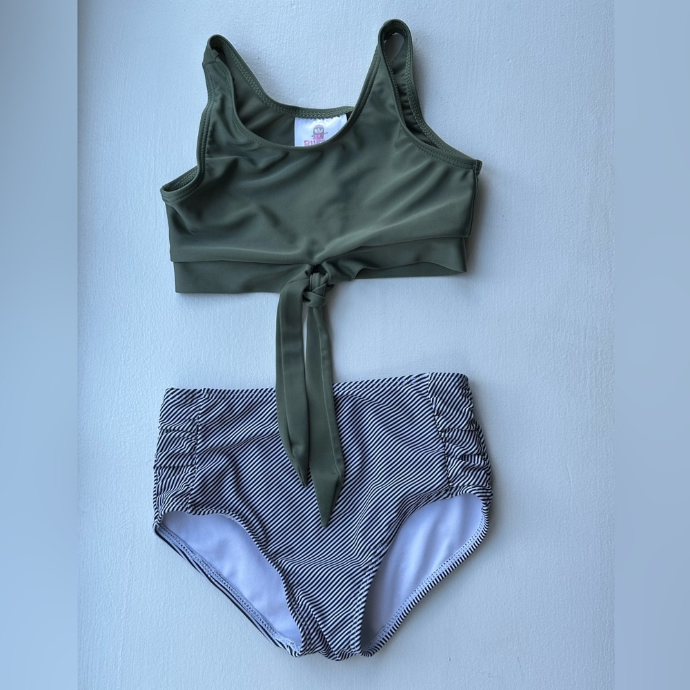 Ruffle Girl Tie Front Two Piece Swimsuit size Large 5